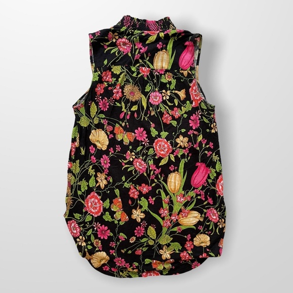 Anthropologie Akemi + Kim Sleevless Floral Blouse - Picture 3 of 9